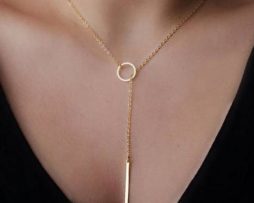 Gold costume jewlery necklace dangle pendant